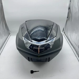 HONDA SH 2020 - BAULETTO POSTERIORE CON CHIAVE USATO ORIGINALE - Picture 1 of 11