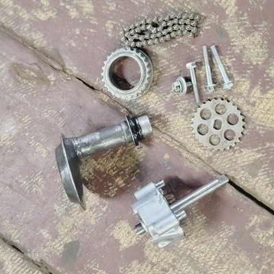 Bomba de aceite 99-06 Honda CBR600F4i Cbr929rr Cbr954rr  Foto 1 de 4