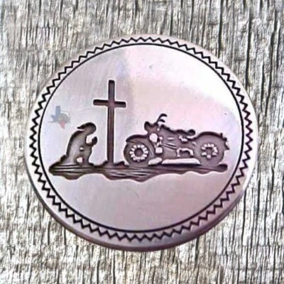MOTORCYCLE CONCHOS BIKERS AT THE CROSS CON973-A - Image 1 of 2