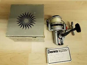 Vintage Daiwa Silver 4000 Skirted Spool Spinning Reel - Picture 1 of 17