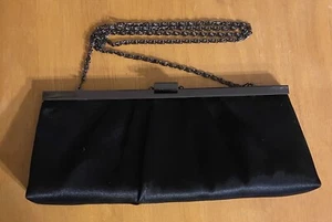 Jessica McClintok Black Satin Pleated Clutch Bag w/Shoulder Chain PRE-OWNED - Picture 1 of 6