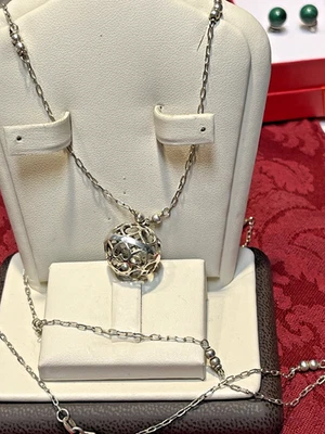 Colar pingente e cabo Ch vintage prata esterlina 925 esfera jingle arte aberta - Imagem 1 de 4