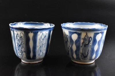 U5510: Japanese Old Imari-ware Flower Muffle painting SOBA CUP Sobachoko 2pcs, - Image 1 of 4