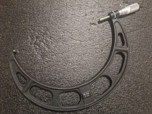 Starrett 9-10" No. 436RL-10 Outside Micrometer .001" - Picture 1 of 4
