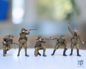 Pre-Order, Soviet Red Army WWII Infantry 1:35 – Painted Figure Set of 5 - Picture 1 of 14