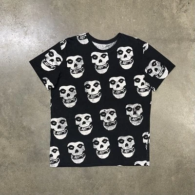 Misfits All Over Print AOP Skulls Graphic Black & White Punk Band Tshirt Size XL - Image 1 of 4