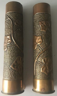 PAIRE D'OBUS MILITAIRE POILUS 14-18 '' FEUILLES DE VIGNE '' - Photo 1/4