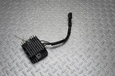 Regulador de voltaje rectificador Triumph TT600 2001 Foto 1 de 4