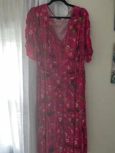 NWT Torrid Midi Dress Women's 2X Pink Button Down Cheetah Floral Print Safari - Picture 1 of 3