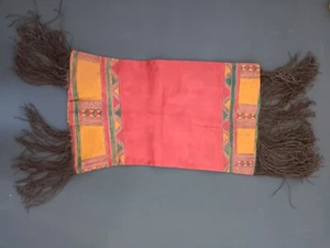 Funda de almohada con flecos multicolor de cuero africano hecha a mano 23""X 14"" NUEVA - Imagen 1 de 9