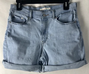 Pantaloncini classici donna Levi's taglia W28 vita media denim rosso etichetta azzurro D22 - Foto 1 di 15