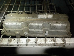 2004-2006 CHRYSLER PACIFICA 2005-2010 CHRYS 300 3.5L VALVE COVER RIGHT REAR - Picture 1 of 3