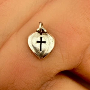 Vintage 925 Sterling Silver Religious Crosslet Heart Charm Pendant (0.9g) - Picture 1 of 4