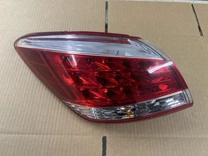 Luz trasera lateral del conductor Nissan Murano 11-12 TYC 11-6456-00-1 - Imagen 1 de 5