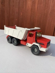 Camion ribaltabile Siku 4513 Magirus Deutz rosso/bianco 12" MADE IN WEST GERMANY. RARO - Foto 1 di 15