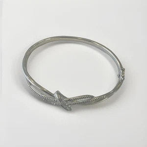 SUN Sterling Silver Real Round Tapered Baguette-Cut Diamond Bangle Bracelet 7.5" - Picture 1 of 4