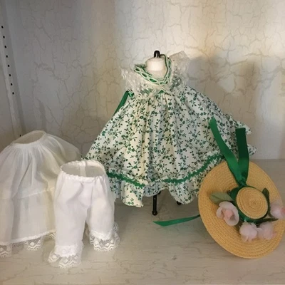 Original tagged 4ps Dress set  for 8" Madame Alexander dolls - Image 1 of 4