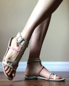CNC Costume National Genuine Leather Gladiator Flat Sandal Italy 39/US 8.5 - Picture 1 of 18