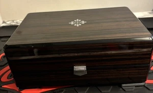 *New* Patek Philippe Mahogany Watch Box 24cm L - Picture 1 of 3