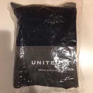 United Airlines BusinessFirst Travel Amenities Kit Bag Golf PGA Tour NIP - Picture 1 of 2