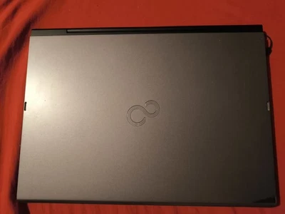 Fujitsu Lifebook T935 I5 16GB DDR3 250GB SSD - Bild 1 von 4