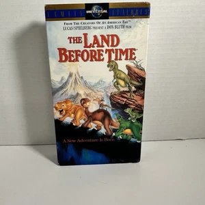 The Land before Time VHS Rare 1999 Version With Reverse Cover - Bild 1 von 8