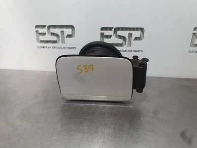 BMW 3 SERIES FUEL DOOR COMPLETE 51177073961 E90/E91, FUEL DOOR,  - image 1 of 4