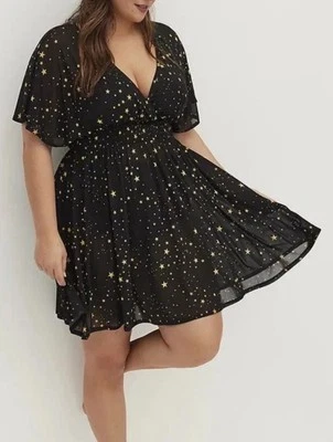 NUEVO CON ETIQUETAS Torrid Plus Talla 4X 26 VESTIDO DE ENCUBRIMIENTO CINTURA BATIDA MALLA Foto 1 de 3