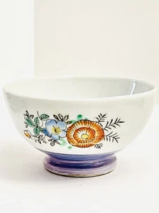 Tazón de arroz japonés con patas de cerámica antiguo floral hecho en Japón cerámica - Imagen 1 de 6