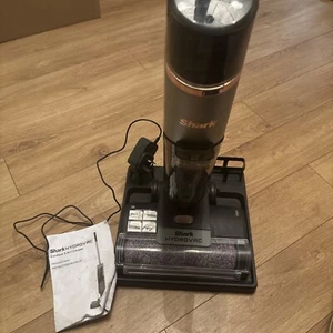 Shark HydroVac Corded Hard Floor/Vac Mop Cleaner WD200UK Missing Clip - Picture 1 of 9