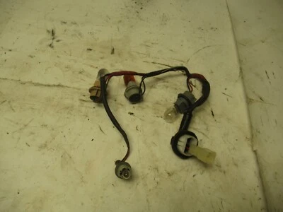 07 - 13 SUZUKI SX4 LÂMPADA DE FREIO TRASEIRA SOQUETE CHICOTE DE FIOS - Imagem 1 de 4