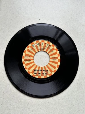 Tiny Tim & The Hits - Wedding Bells. Sonny Till & The Orioles. 7” vinyl. VG - Image 1 of 4
