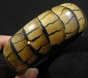 Braun Schwarz Käseholz Streifen Stretch Armreif Armband Nachhaltig Geerntet - Bild 1 von 4