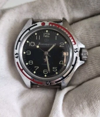 Reloj vintage soviético Zakaz MO URSS VOSTOK Komandirskie esfera negra 2414a 341180 Foto 1 de 4