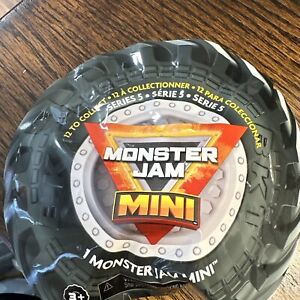 Hot Wheels Monster Jam Mini Serie 5 - BULLDOZER *seltene JAGD * #194