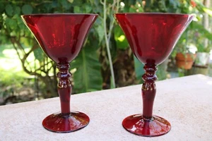 Rubinrotes Stielglas 2 Martini Gläser 7 3/8" Taubenblut Fifth Avenue Kristall - Bild 1 von 6