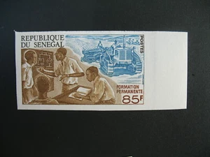 Sénégal Non dentelé neuf ** MNH - Imperf N° 415 Formation permanente - Picture 1 of 1