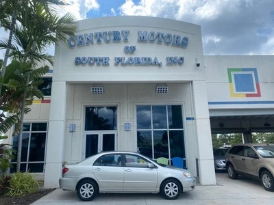 Toyota LE 2004 poco kilometraje 47.436  Foto 1 de 4