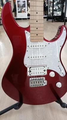 YAMAHA PAC112VM Used Alder body Maple neck Maple fingerboard Red w/Soft case - Image 1 of 4