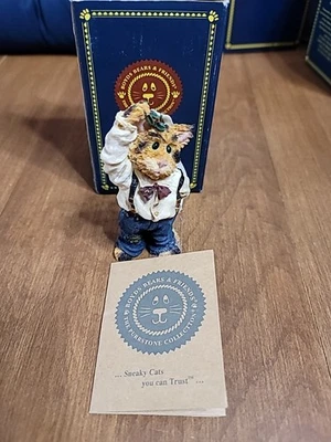 Boyds Purrstone resin Ornament #271801 Fletcher Puckerup...Holiday Kisses, 1st E - Image 1 of 4