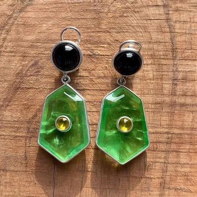Pendientes peridoto con ónix negro y zafiro amarillo: joyería de plata de ley 925 Foto 1 de 4