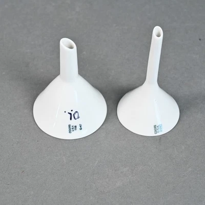 Coorstek 10ml Porcelain Hirsch Perforated Vacuum Filter Funnel 60297 + 000 - Image 1 of 4