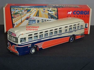 CORGI 54103 GM4507 LIONEL CITY CHESTERFIELD DIECAST MODEL AMERICAN BUS COACH - Picture 1 of 1