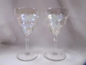Set 2 bicchieri antichi bicchieri da vino iridescenti carnevale vetro smussato calici - Foto 1 di 7