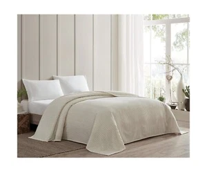 Beatrice Home Fashions Channel Chenille Bedspread, King, Ivory - Picture 1 of 7