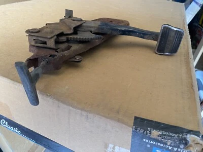 1968-1972 Chevrolet nova педаль аварийного тормоза в сборе  - Изображение 1 из 3