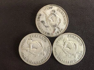 Menge drei (3) King George V Neuseeland 1934 ein Schilling wie gesehen - Bild 1 von 9