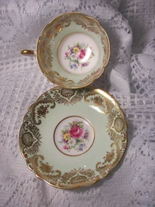 Rare Vintage Paragon Cabbage Rose Green Gold Tea Cup Saucer Double Warrant - Picture 1 of 12