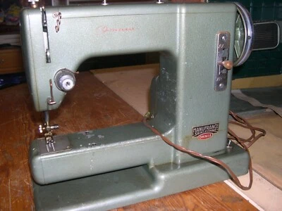 ANCIENNE MACHINE A COUDRE  ST ETIENNE   MANUFRANCE     OMNIA - Photo 1/4