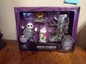 Disney The Nightmare Before Christmas Mini Statuaries Kit 30th Anniversary New - Picture 1 of 3